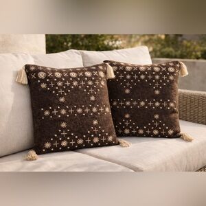 Pottery Barn Morey 22x22 Wool Embroidered Pillow Covers Set of 2 NWT Neutral